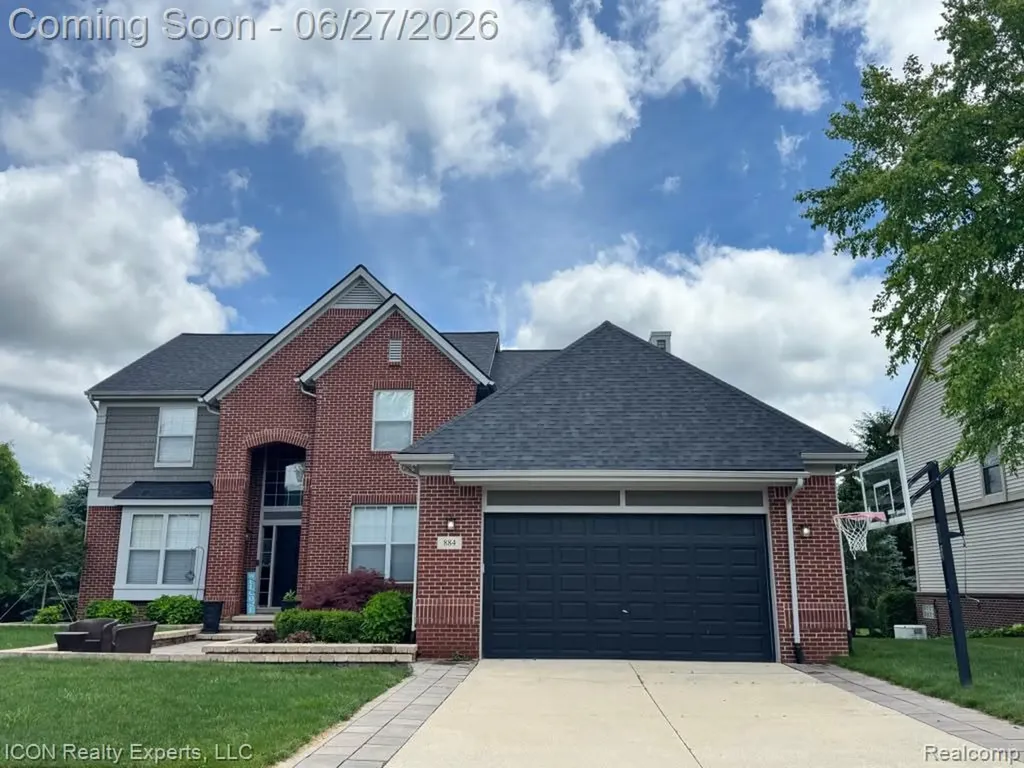 884 Grandview Drive Commerce Charter Township MI 48390