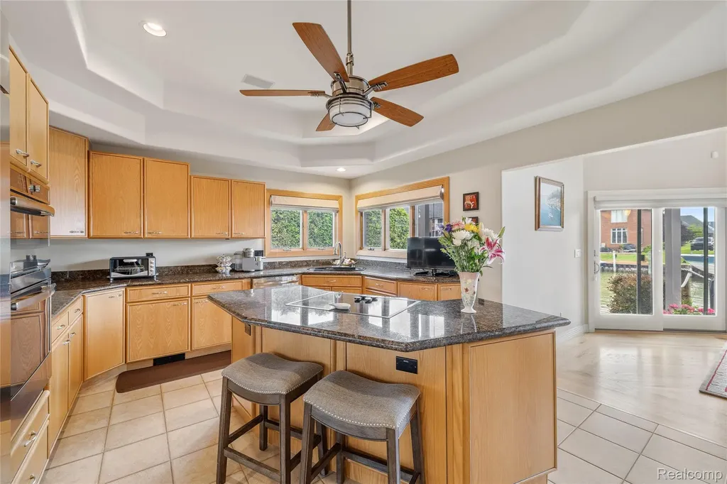 49539 Nautical Drive Chesterfield Township MI 48047