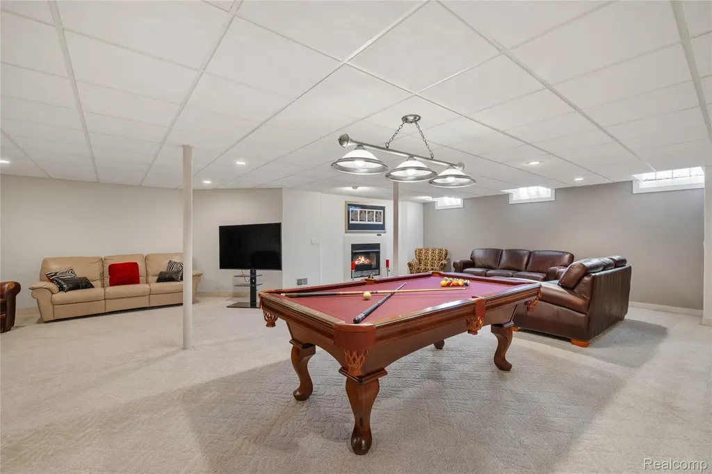 49539 Nautical Drive Chesterfield Township MI 48047