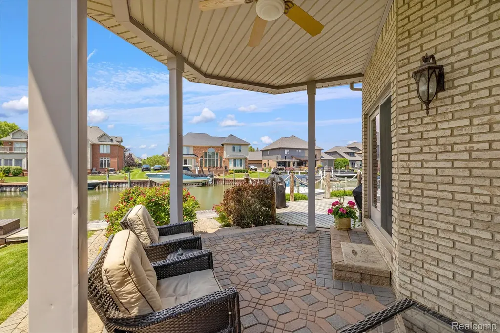 49539 Nautical Drive Chesterfield Township MI 48047