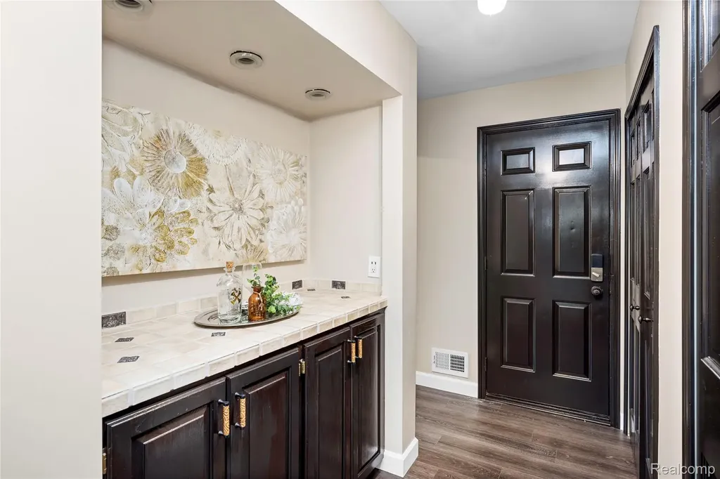 53961 Sutherland Court Shelby Charter Township MI 48316