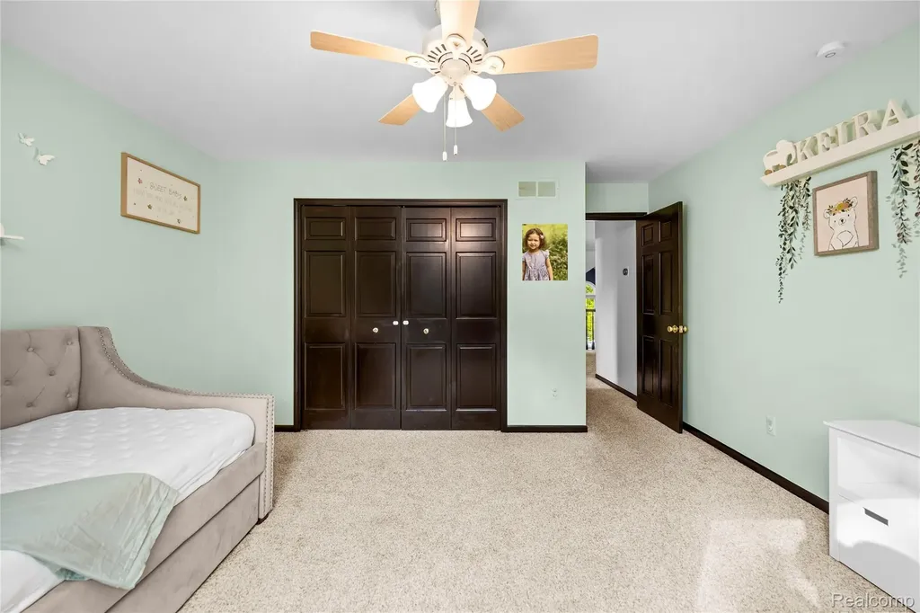 53961 Sutherland Court Shelby Charter Township MI 48316