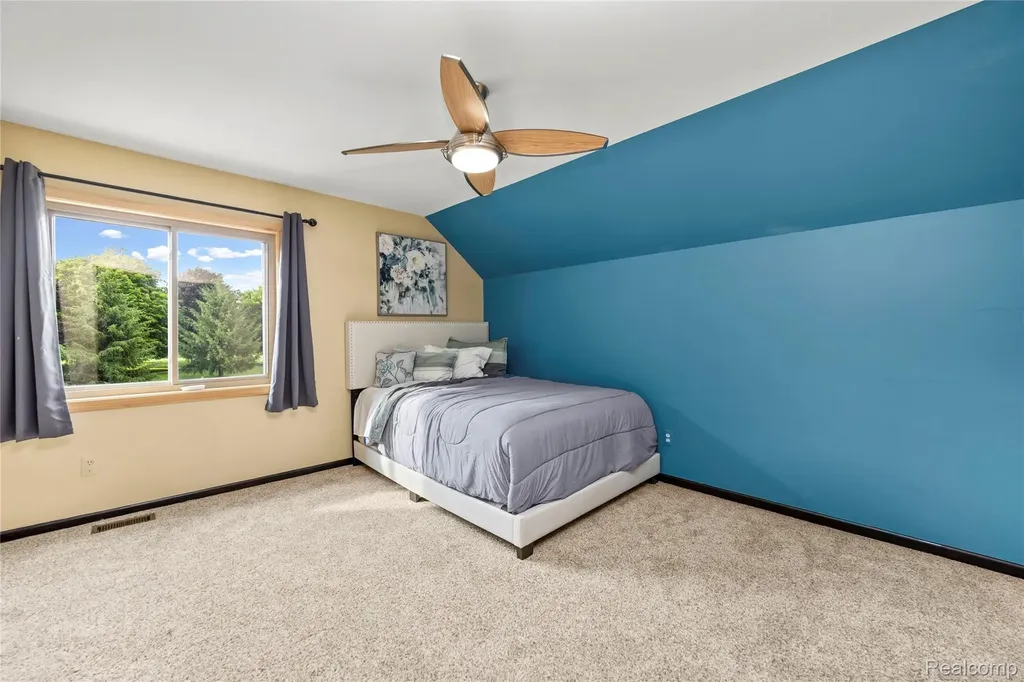 53961 Sutherland Court Shelby Charter Township MI 48316