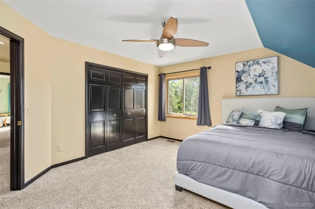 53961 Sutherland Court Shelby Charter Township MI 48316