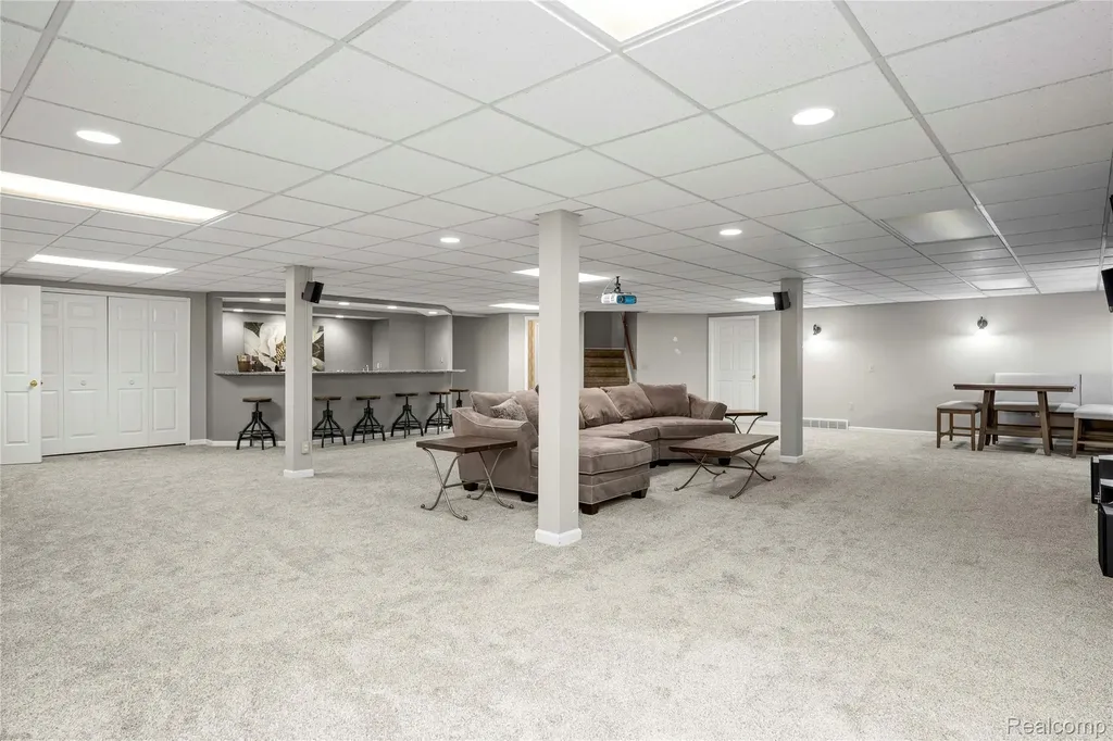 53961 Sutherland Court Shelby Charter Township MI 48316