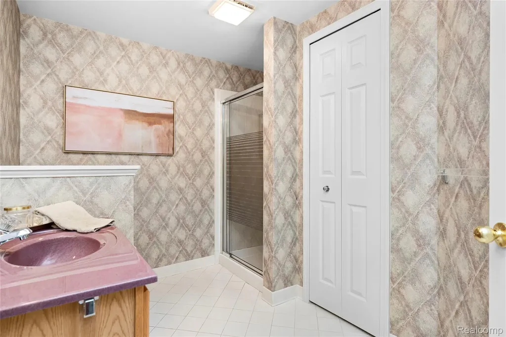 53961 Sutherland Court Shelby Charter Township MI 48316