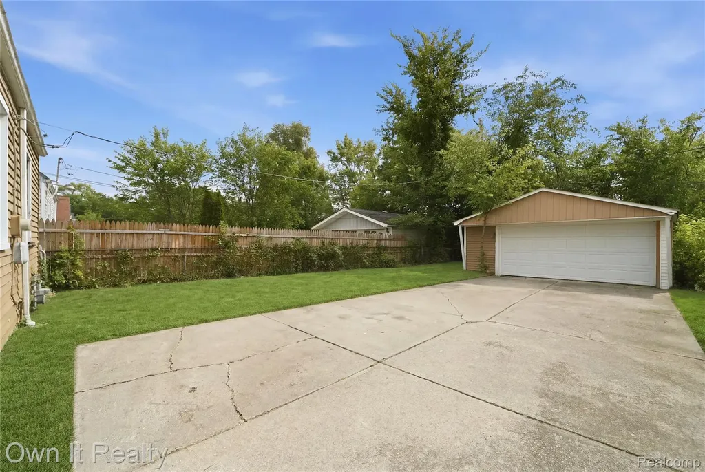 6454 Vaughan Street Detroit City MI 48228