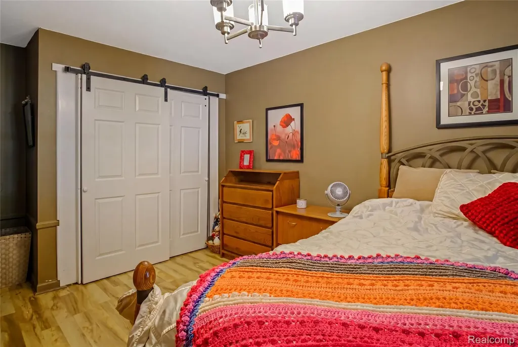 7878 Charrington Drive Canton Charter Township MI 48187