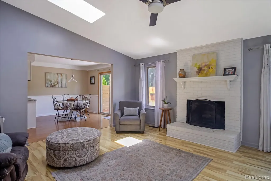 7878 Charrington Drive Canton Charter Township MI 48187