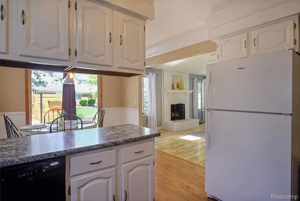7878 Charrington Drive Canton Charter Township MI 48187