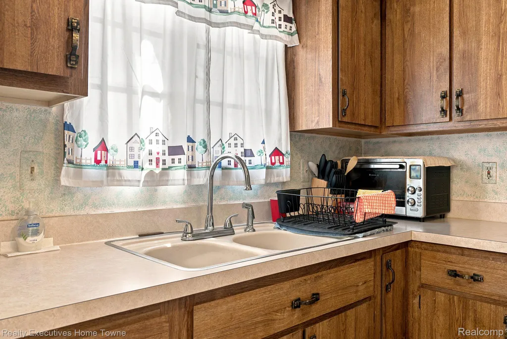 959 Braidwood Road Riley Township MI 48041