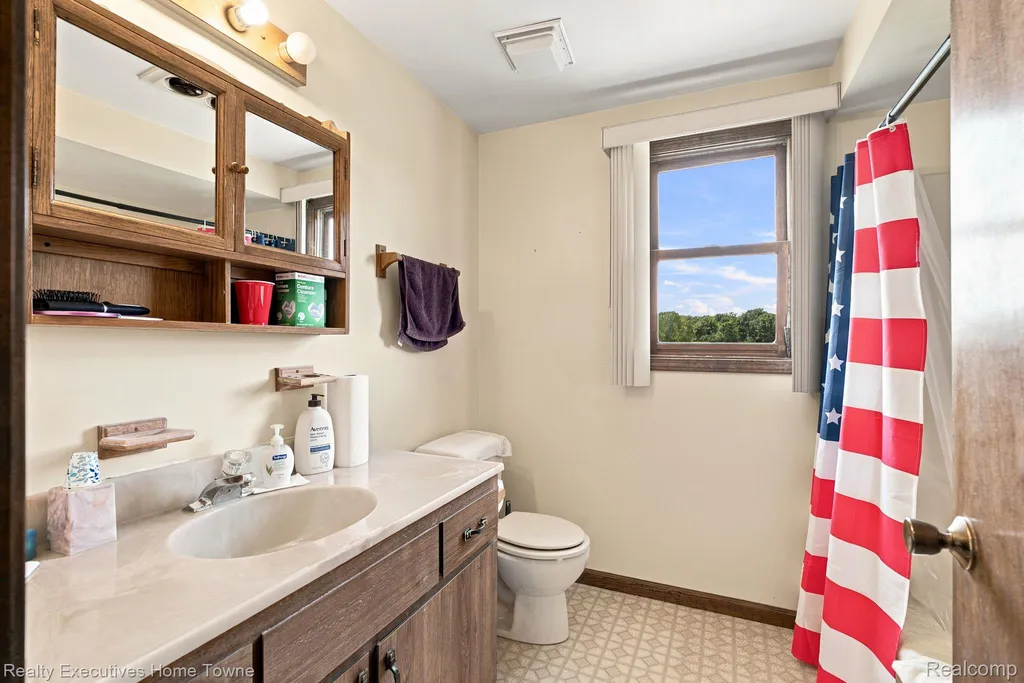 959 Braidwood Road Riley Township MI 48041