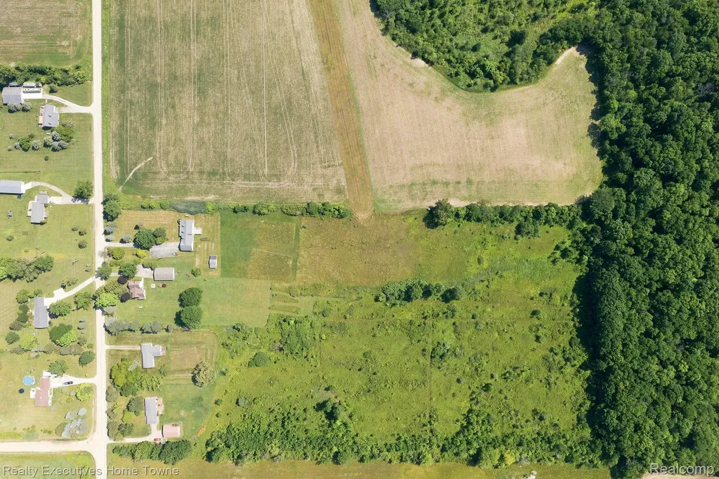 959 Braidwood Road Riley Township MI 48041