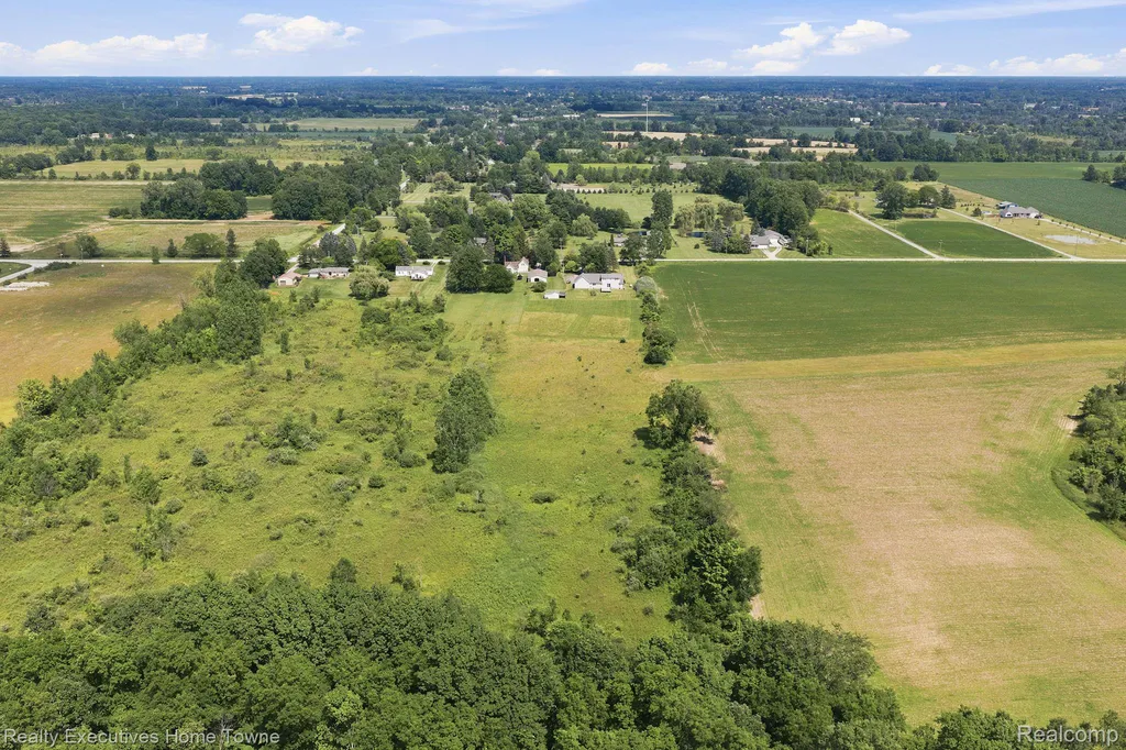 959 Braidwood Road Riley Township MI 48041