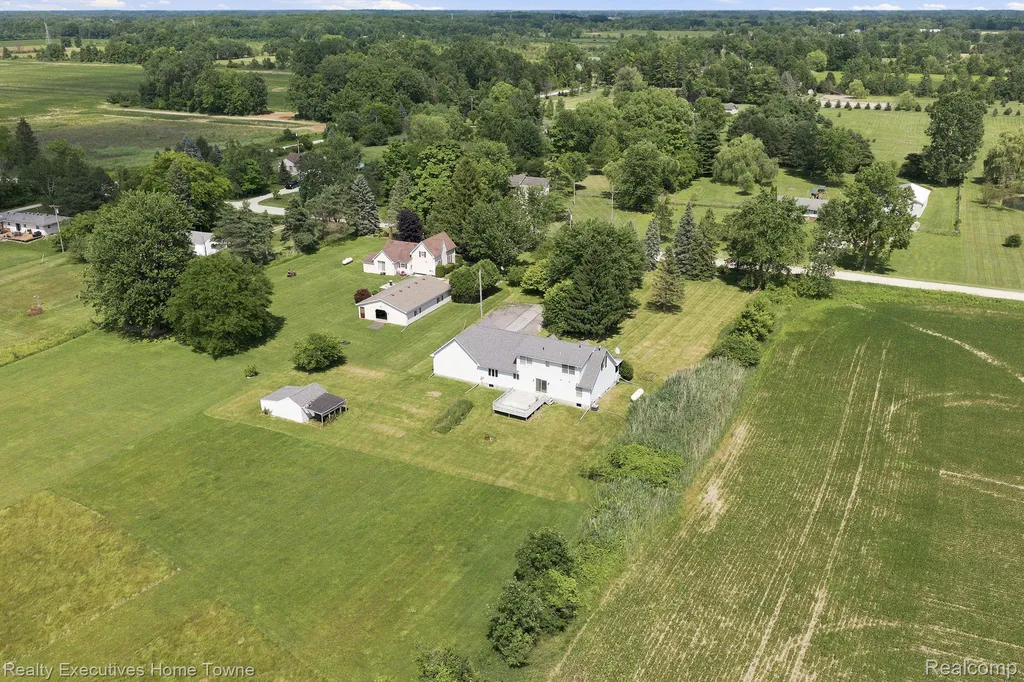 959 Braidwood Road Riley Township MI 48041