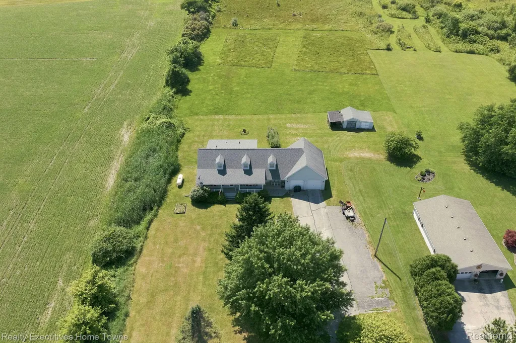 959 Braidwood Road Riley Township MI 48041
