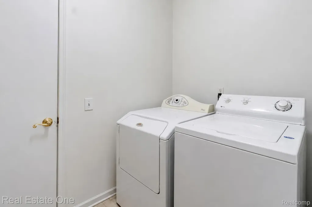 3622 Camden Court Auburn Hills City MI 48326