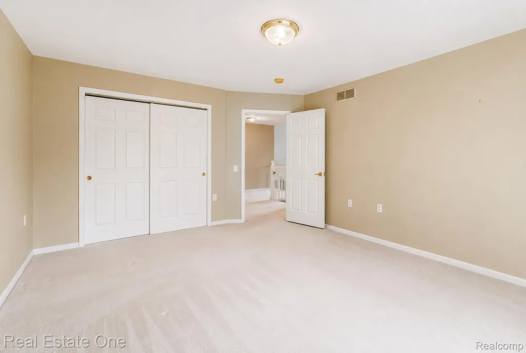 3622 Camden Court Auburn Hills City MI 48326