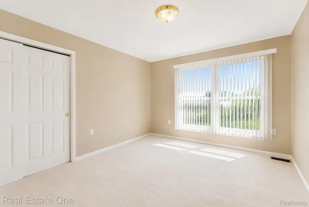3622 Camden Court Auburn Hills City MI 48326