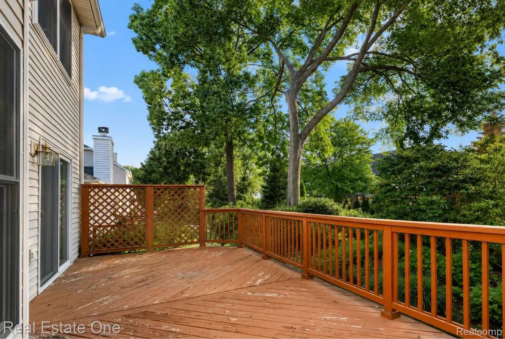 3622 Camden Court Auburn Hills City MI 48326