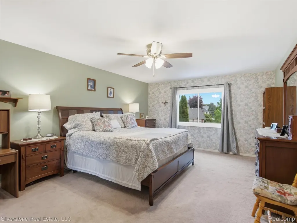 6577 Edith Court Troy City MI 48085