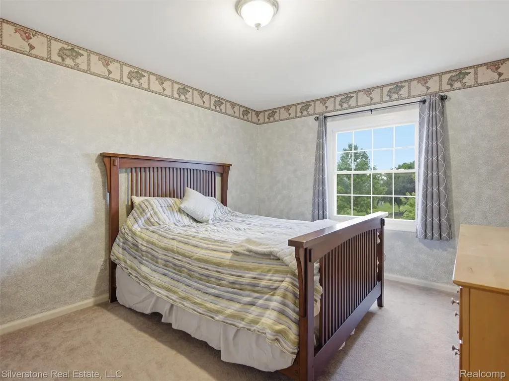 6577 Edith Court Troy City MI 48085