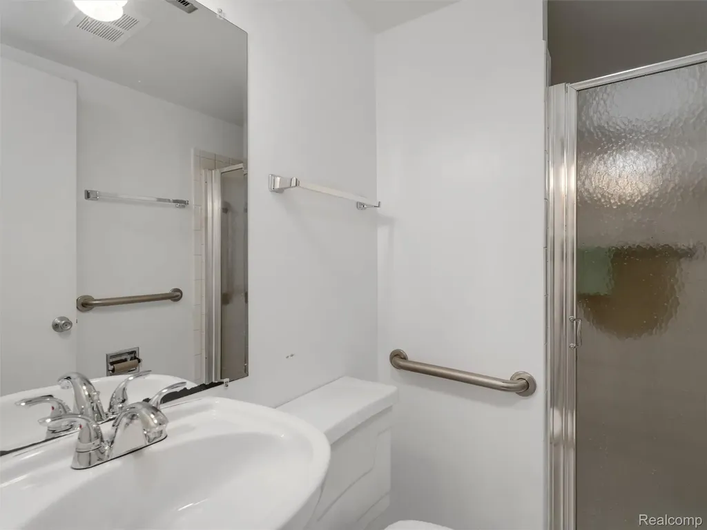 3817 Dalice Drive West Bloomfield Charter Township MI 48323