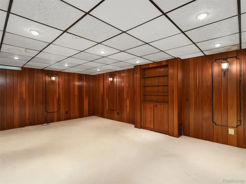 3817 Dalice Drive West Bloomfield Charter Township MI 48323