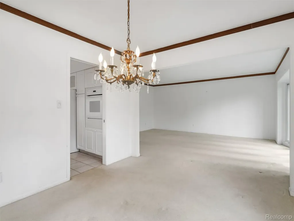 3817 Dalice Drive West Bloomfield Charter Township MI 48323