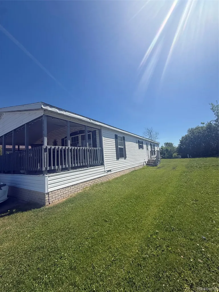 58904 Lily Court New Haven Village MI 48048