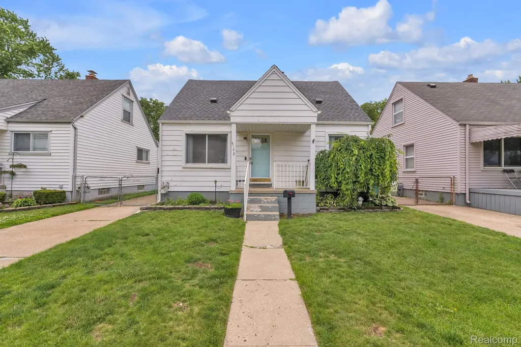 4148 Academy Street Dearborn Heights City MI 48125