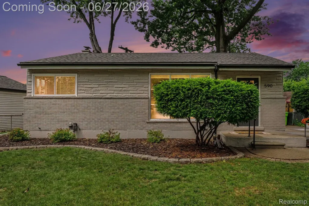 590 Hecht Drive Madison Heights City MI 48071