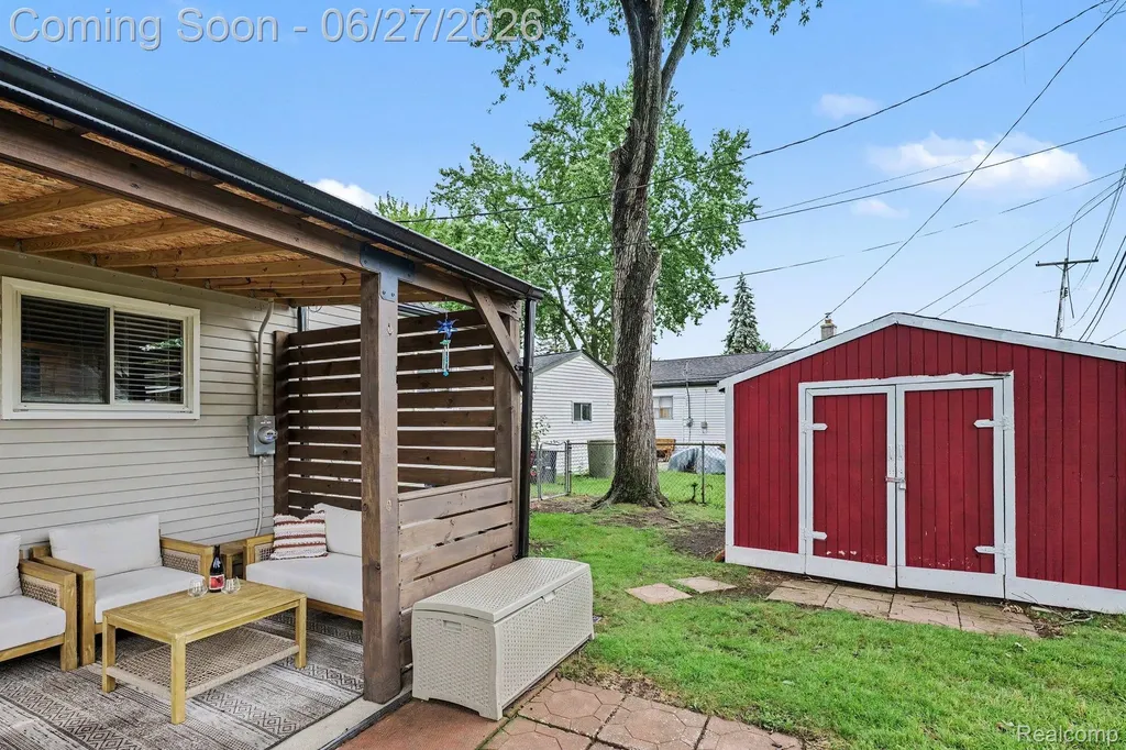 590 Hecht Drive Madison Heights City MI 48071