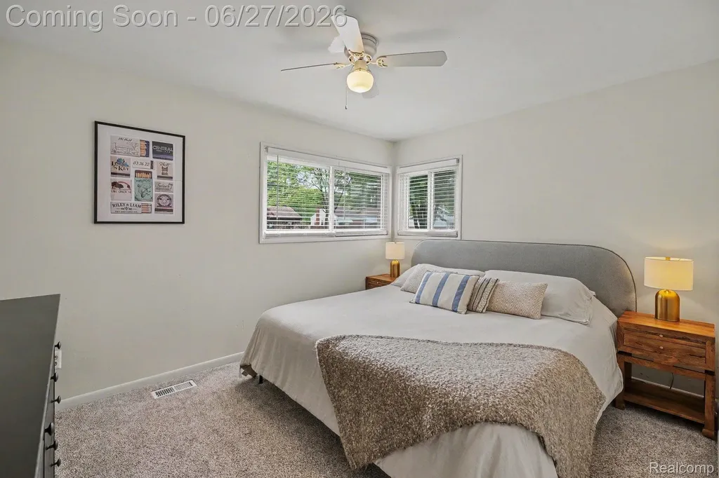 590 Hecht Drive Madison Heights City MI 48071