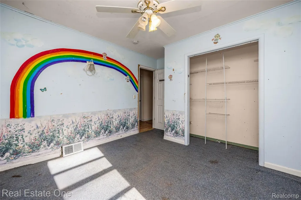 9585 N Eston Road Independence Charter Township MI 48348