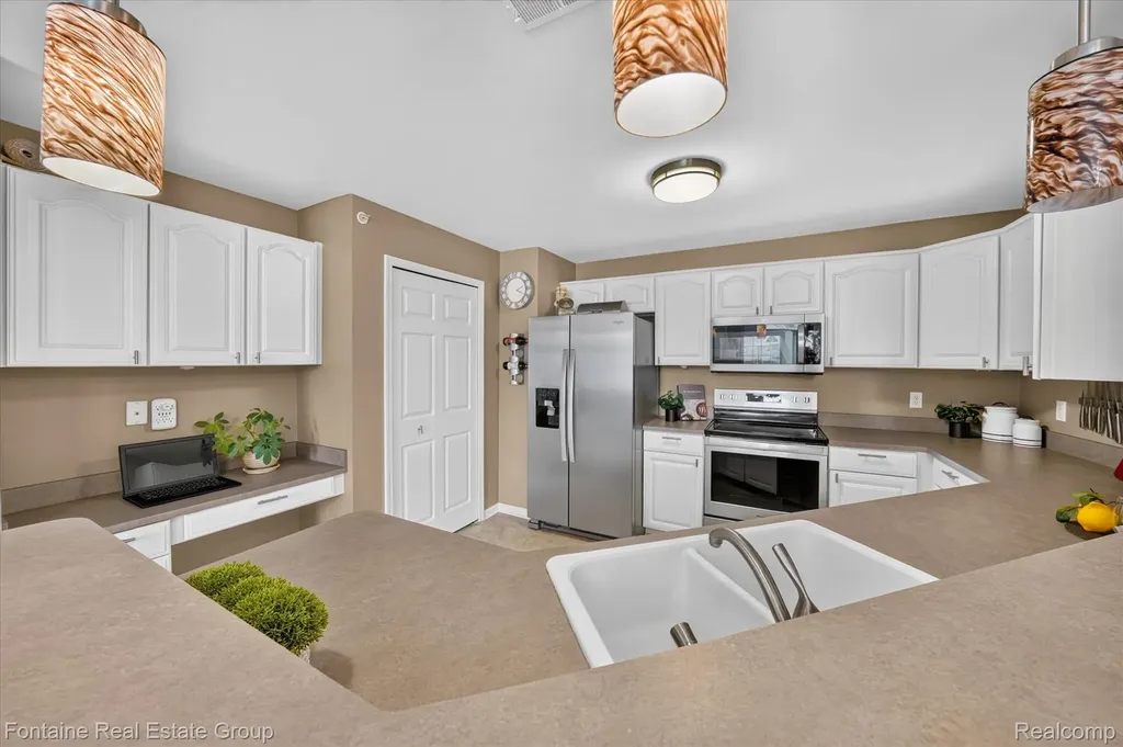 14203 Adri Circle Commerce Charter Township MI 48390