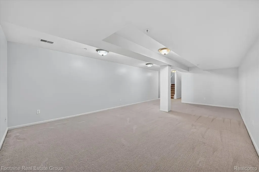 14203 Adri Circle Commerce Charter Township MI 48390