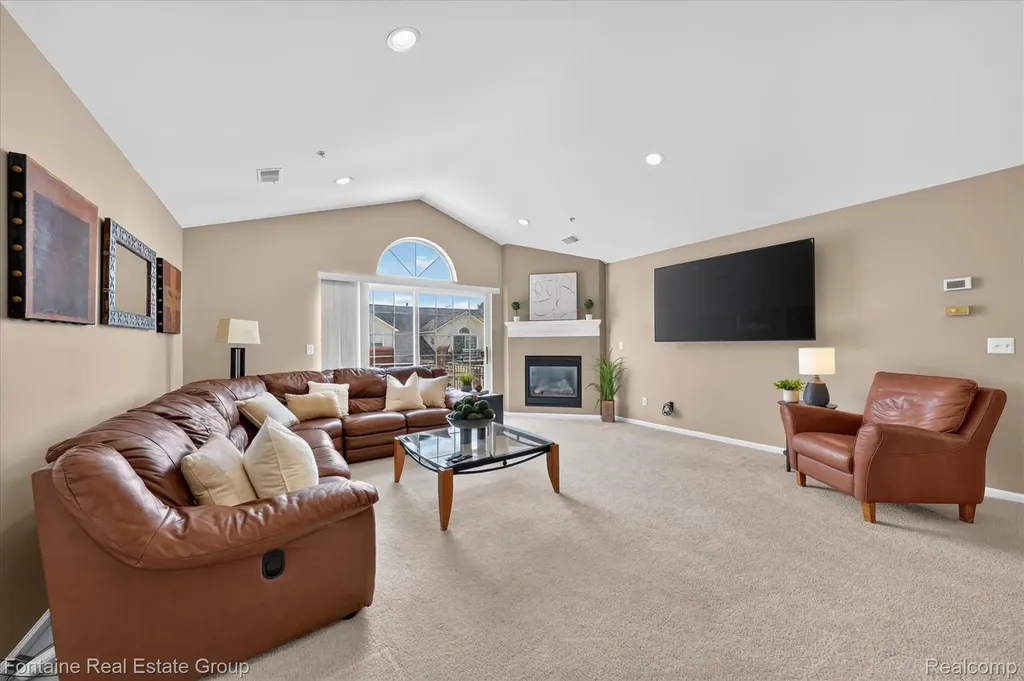 14203 Adri Circle Commerce Charter Township MI 48390
