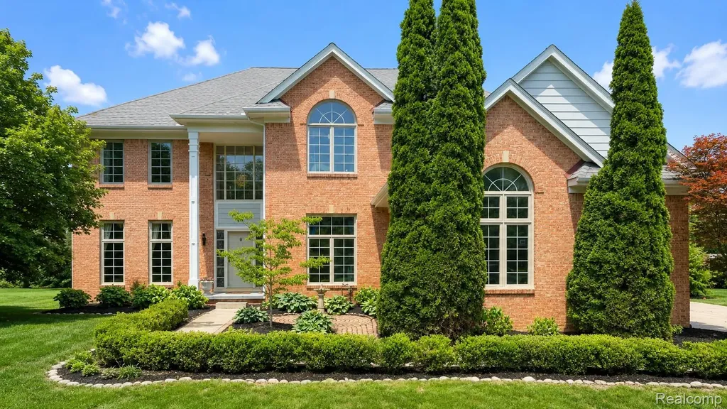 45896 Lathum Drive Novi City MI 48374
