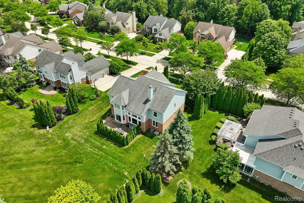 45896 Lathum Drive Novi City MI 48374