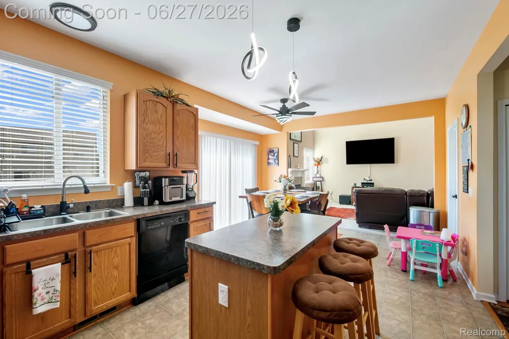 6552 Florence Lane Van Buren Charter Township MI 48111