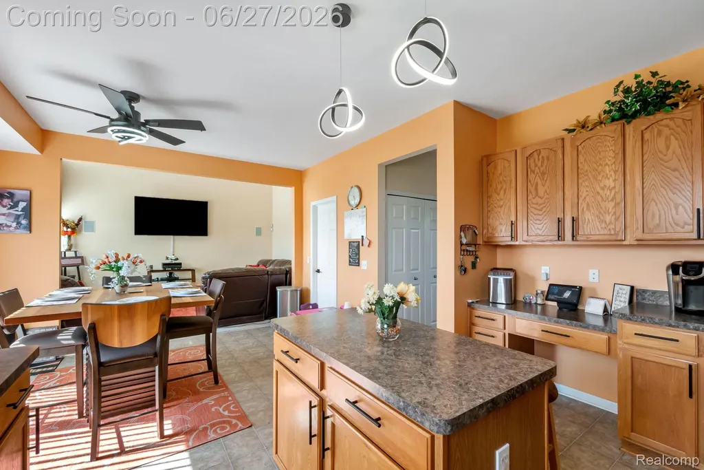 6552 Florence Lane Van Buren Charter Township MI 48111