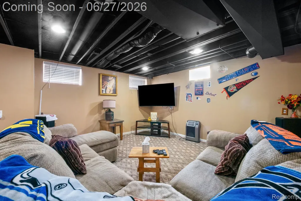 6552 Florence Lane Van Buren Charter Township MI 48111