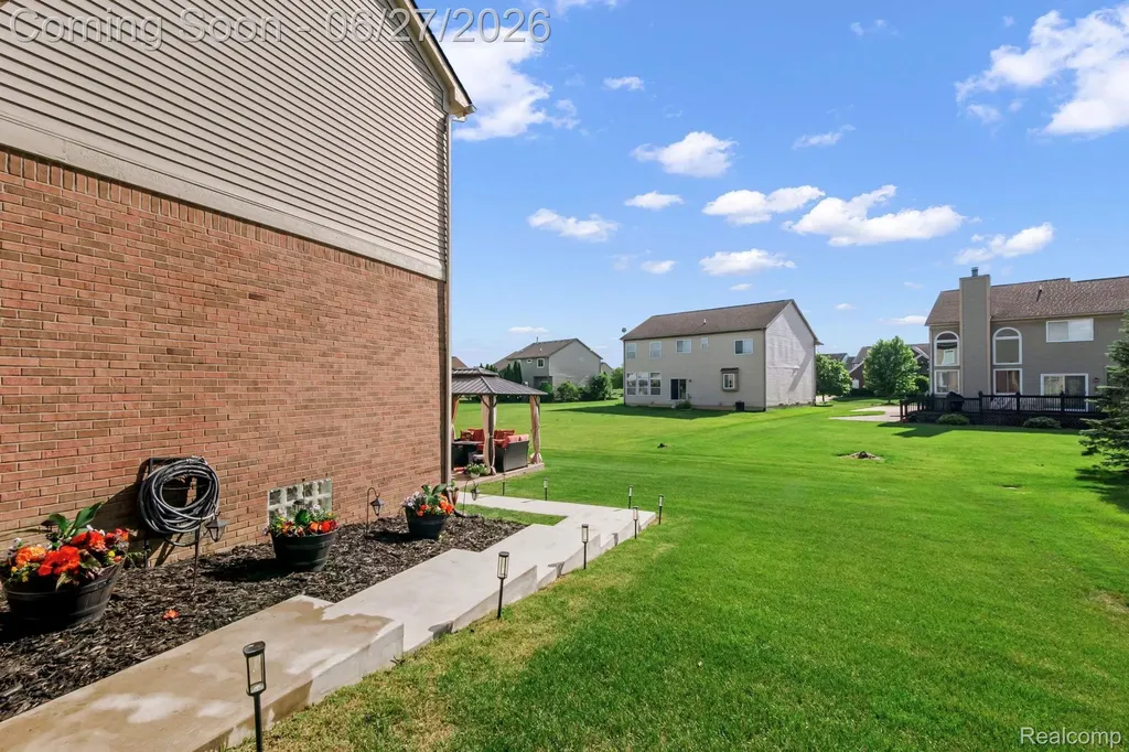 6552 Florence Lane Van Buren Charter Township MI 48111