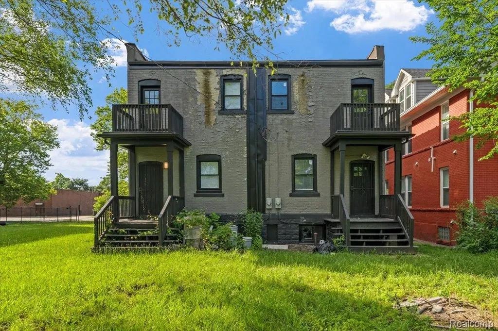 58 E Philadelphia Street E Detroit City MI 48202