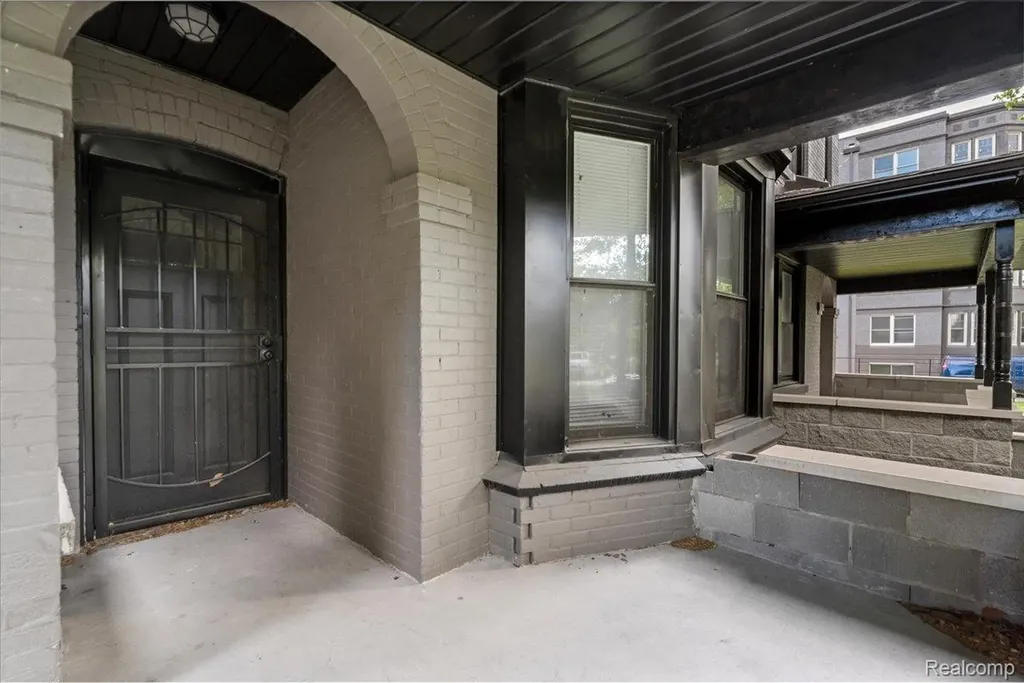 58 E Philadelphia Street E Detroit City MI 48202