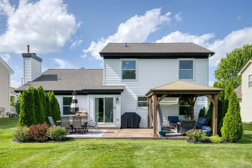 3682 Sugarbush Drive Genoa Township MI 48843