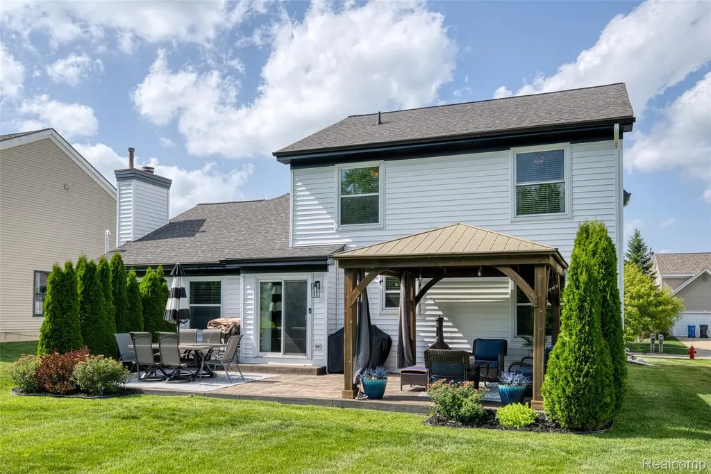 3682 Sugarbush Drive Genoa Township MI 48843