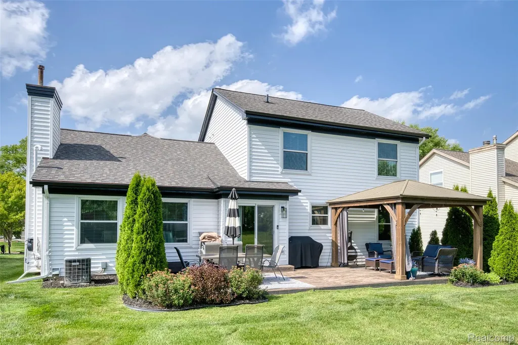3682 Sugarbush Drive Genoa Township MI 48843