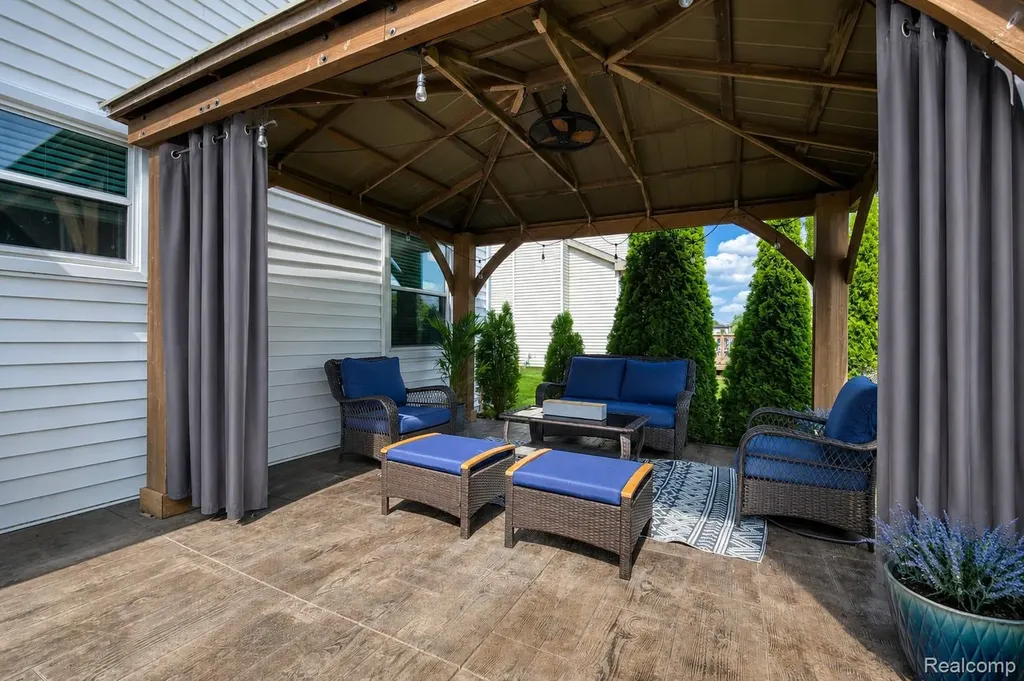 3682 Sugarbush Drive Genoa Township MI 48843